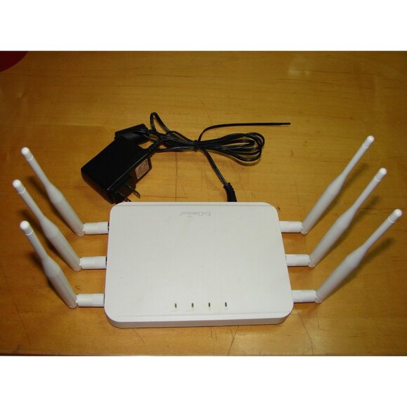 EnGenius ECB1750 High-Power Long-Range Dual Band Wireless Indoor AP Client Bridg - Picture 1 of 9
